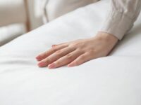 Toppere pentru Saltea: Cum să Alegi și să Îmbunătățești Confortul Somnului Tău